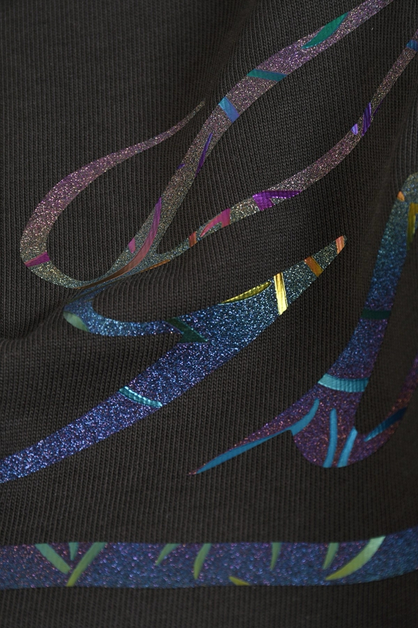 ブランドTシャツ着用イメージ